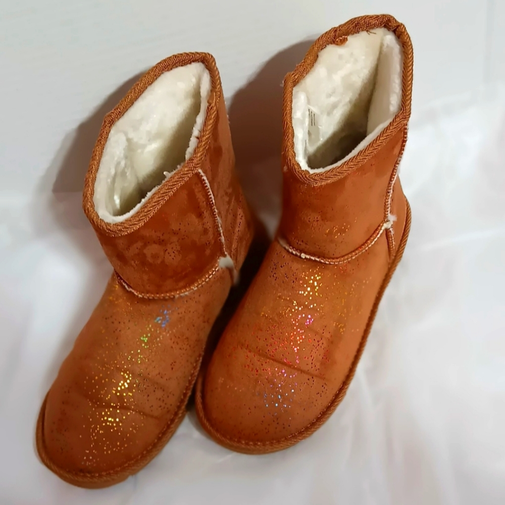 Serra girls new shiny boots with sparkles, sz 5.